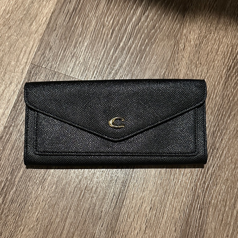 NWT Coach Button Wallet